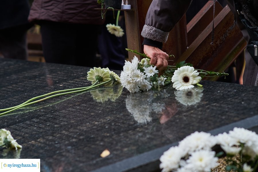 Elhurcoltakra emlékezünk 2021