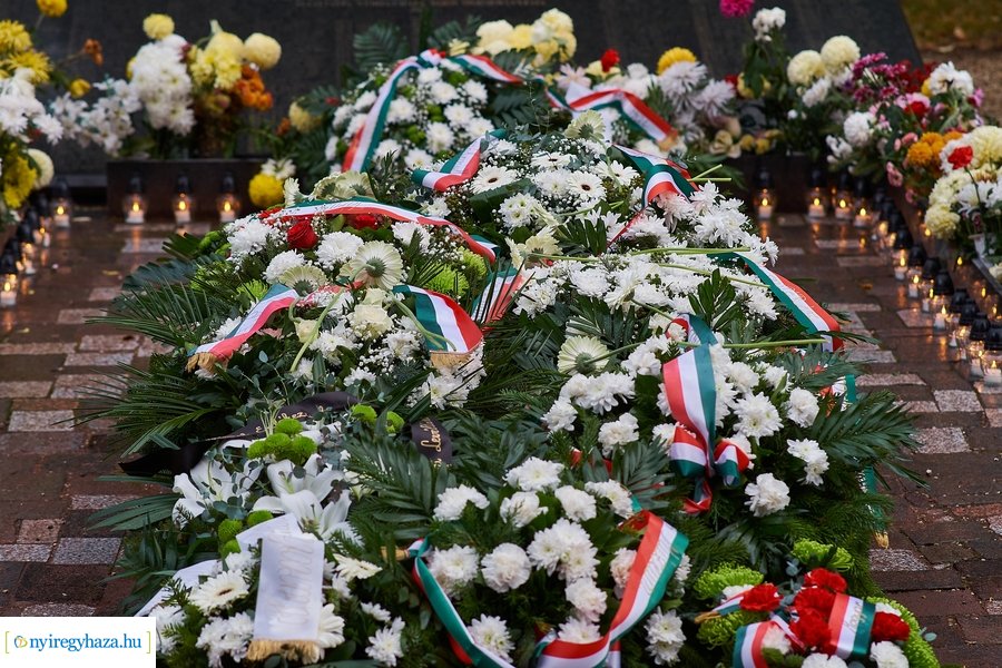 Elhurcoltakra emlékezünk 2021