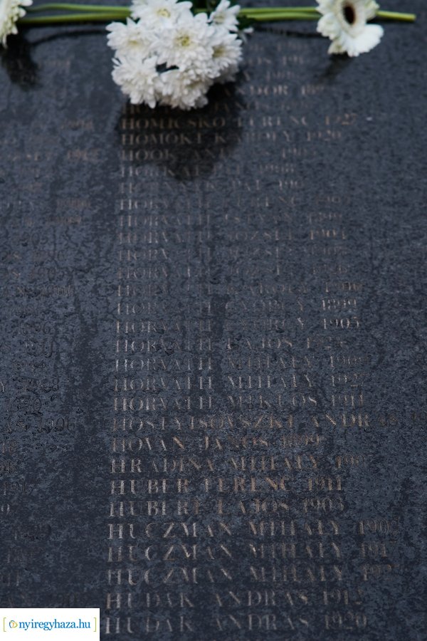 Elhurcoltakra emlékezünk 2021