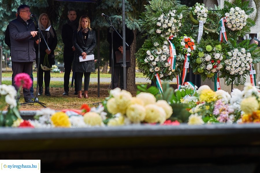 Elhurcoltakra emlékezünk 2021