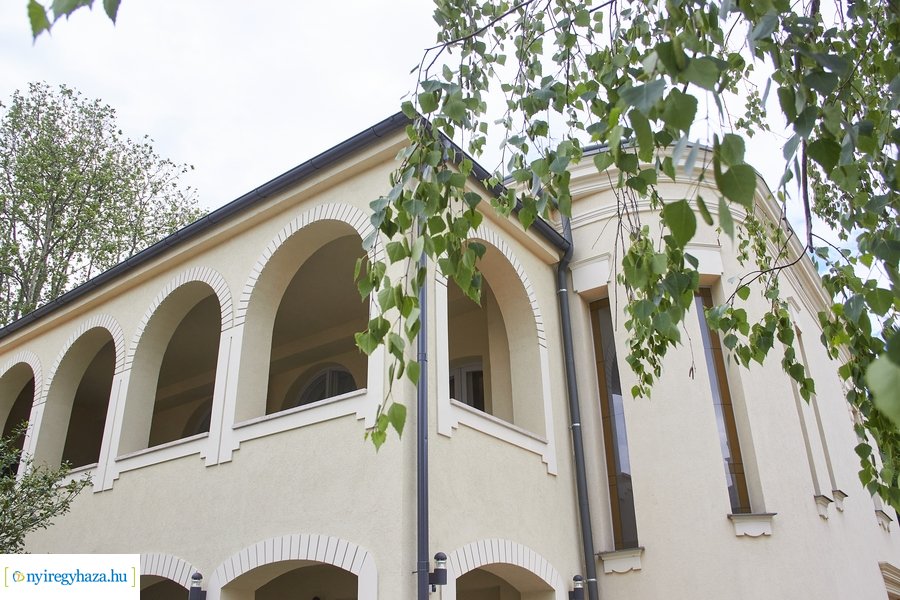 Elismerés a Kállay Háznak