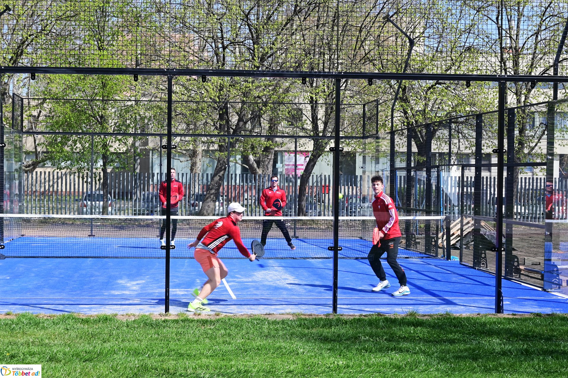 Elkészült az első padel pálya Nyíregyházán