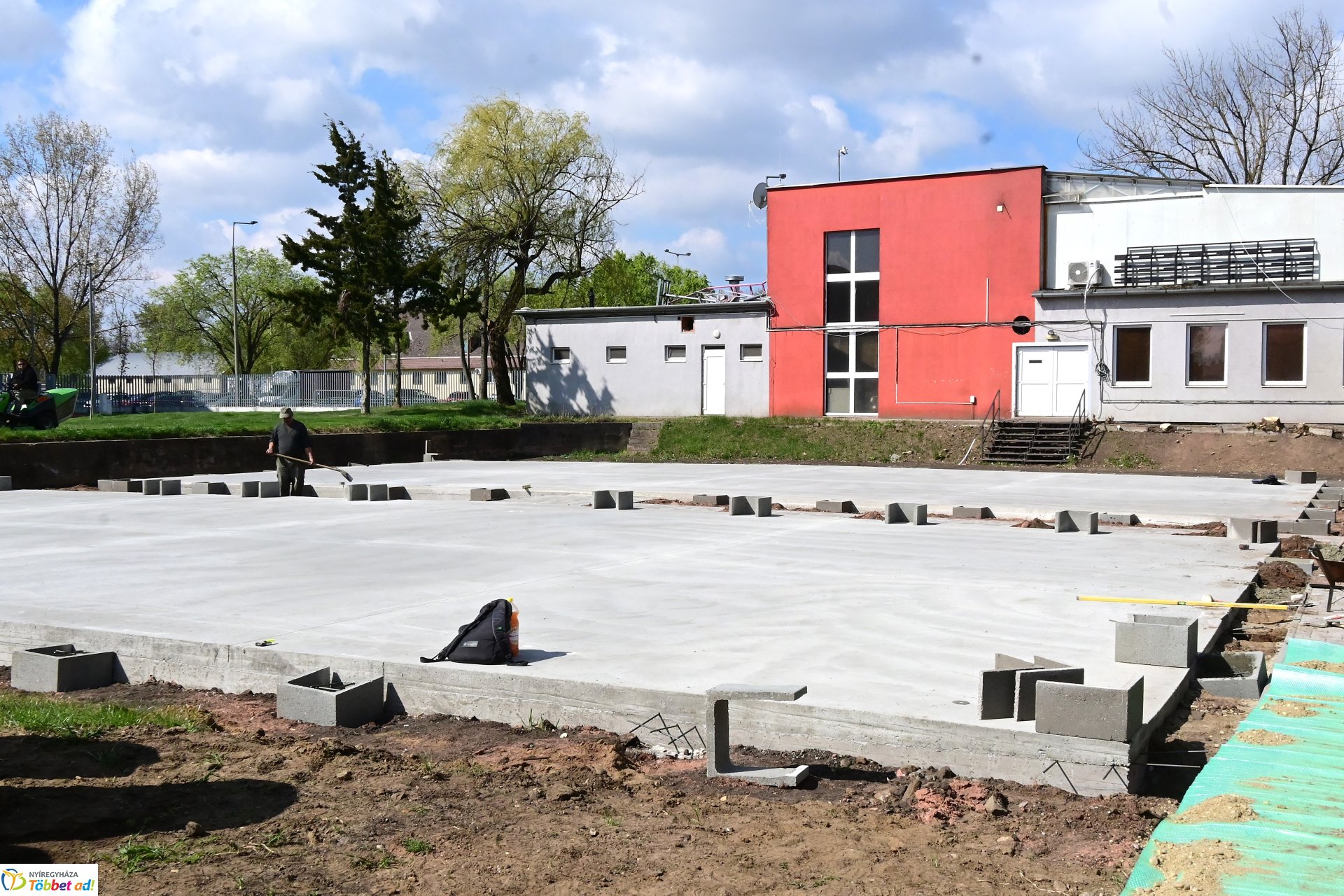 Elkészült az első padel pálya Nyíregyházán