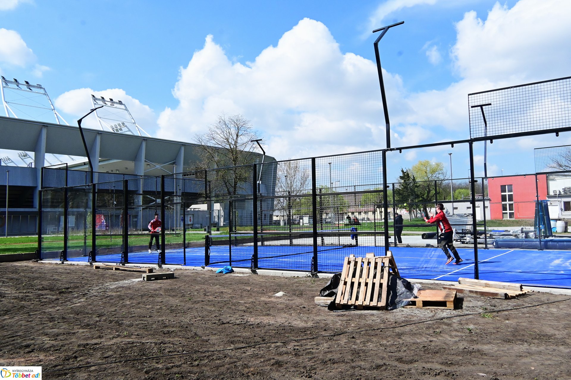 Elkészült az első padel pálya Nyíregyházán