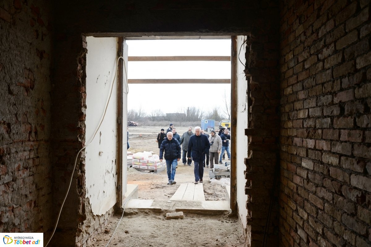 Elkezdődött a barnamezős területek rehabilitációja