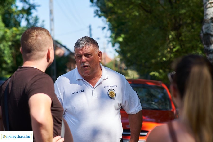 Ellenőriz a Közterület Felügyelet