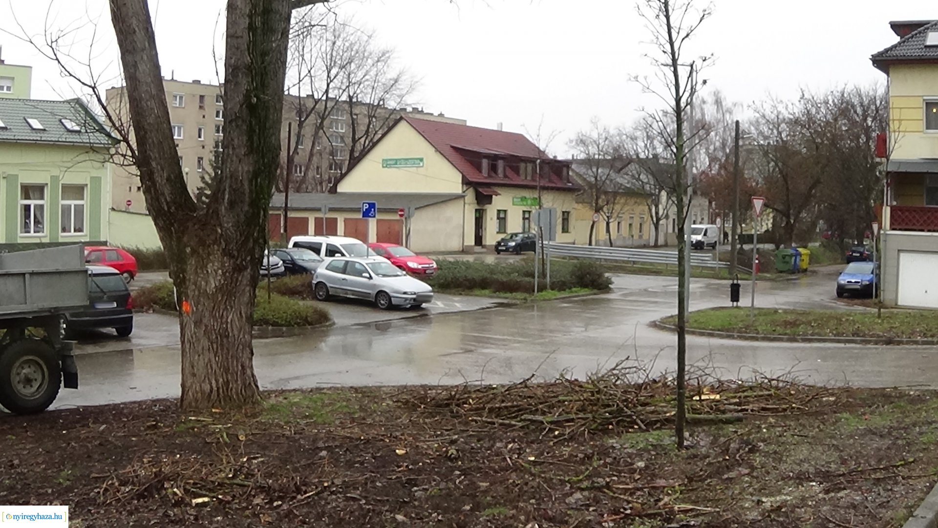 Elmaradt a Toldi utcai favágás