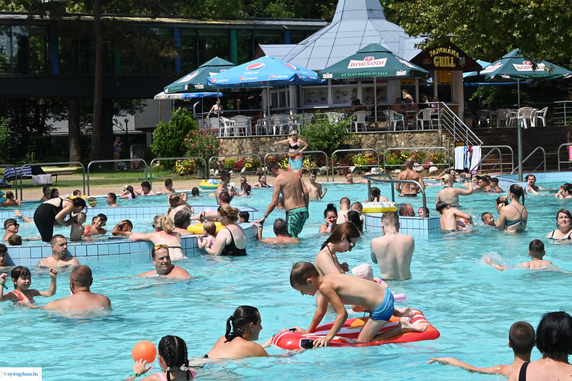 Élménynap a Parkfürdőben