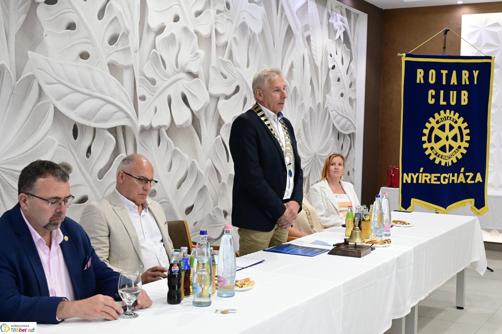 Elnöki láncátadó ünnepség a Rotary Club Nyíregyháza életében