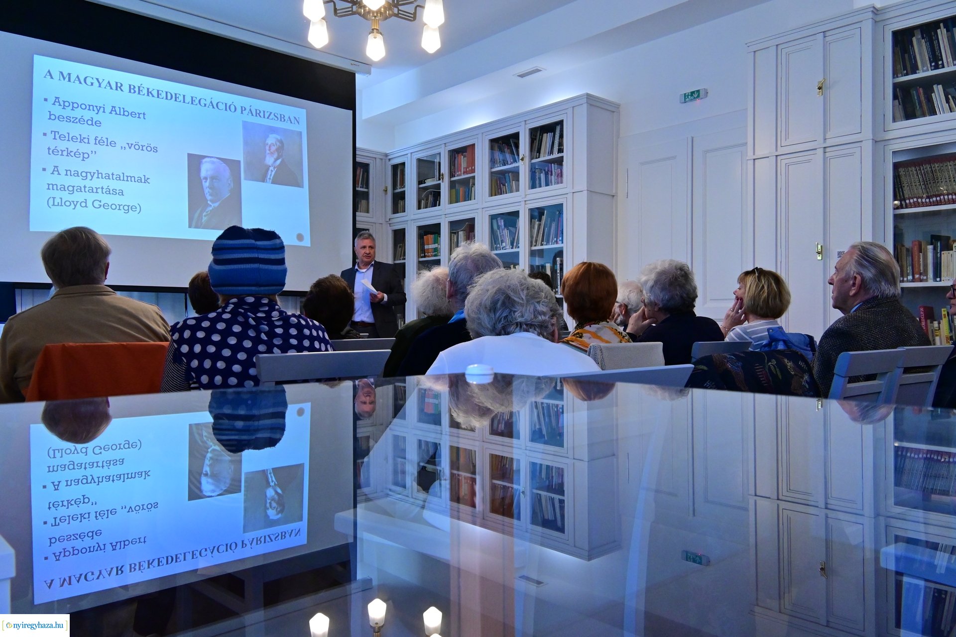 Előadás a Kállay Házban 20241017