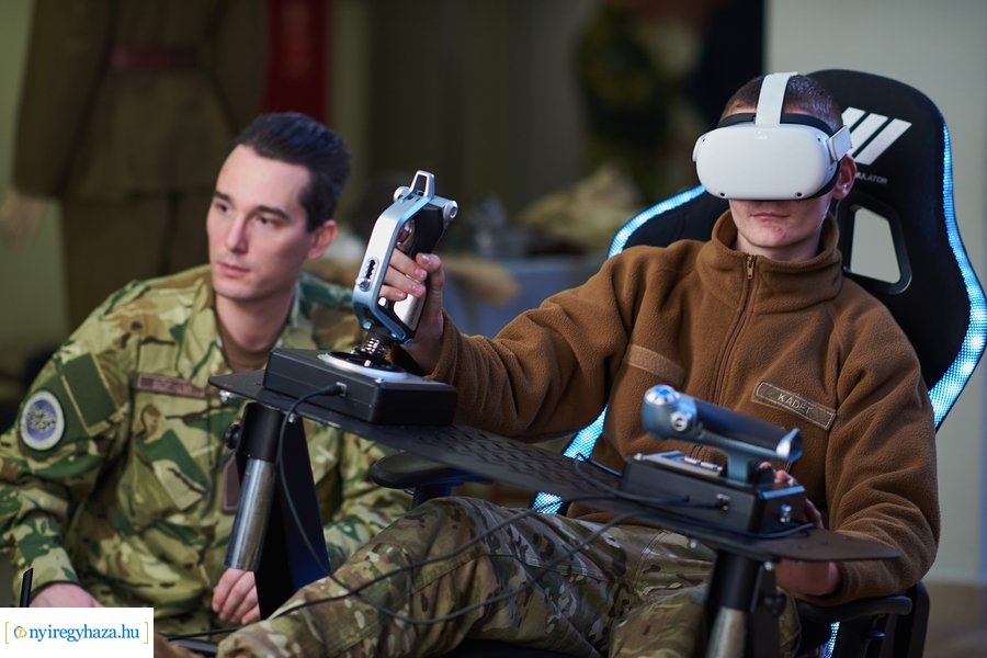 Előadás a Magyar Légierő karrierlehetőségeiről