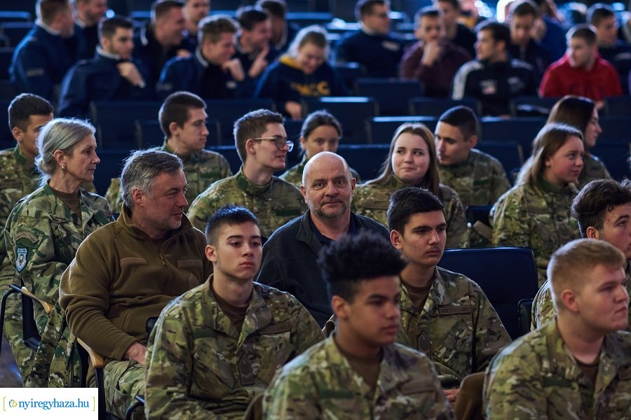 Előadás a Magyar Légierő karrierlehetőségeiről