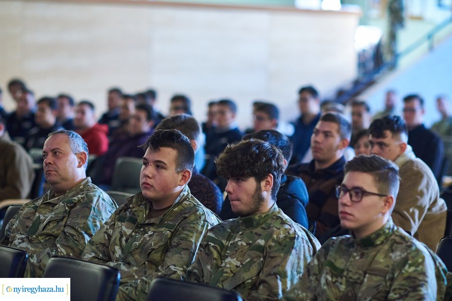 Előadás a Magyar Légierő karrierlehetőségeiről