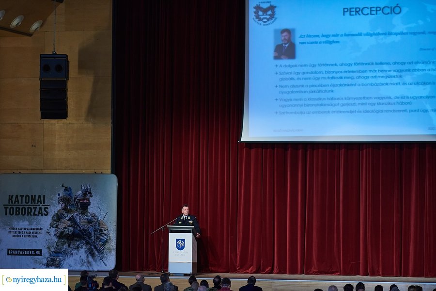 Előadás a Magyar Légierő karrierlehetőségeiről