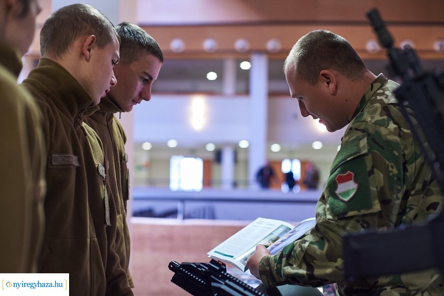 Előadás a Magyar Légierő karrierlehetőségeiről