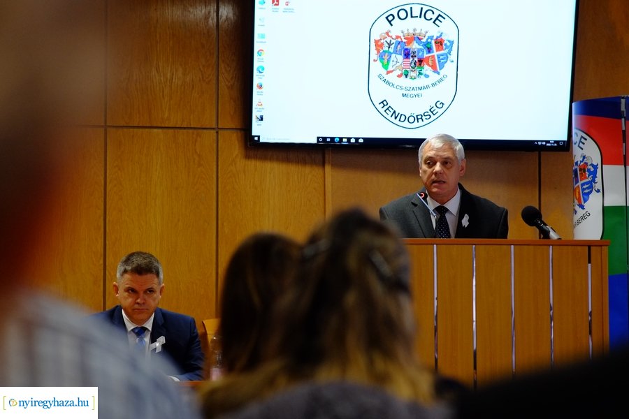 Előadás a nők elleni erőszakról 2022