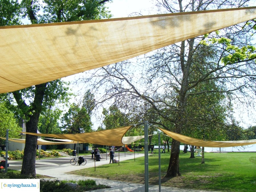 Előkészületi munkák a Tófürdőn