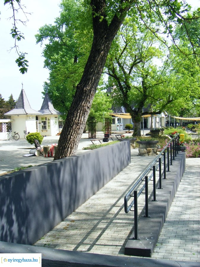 Előkészületi munkák a Tófürdőn