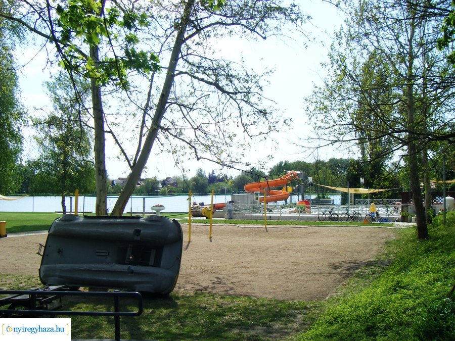 Előkészületi munkák a Tófürdőn