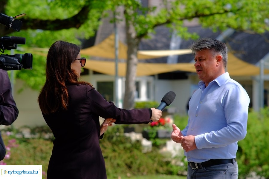 Előkészületi munkák a Tófürdőn