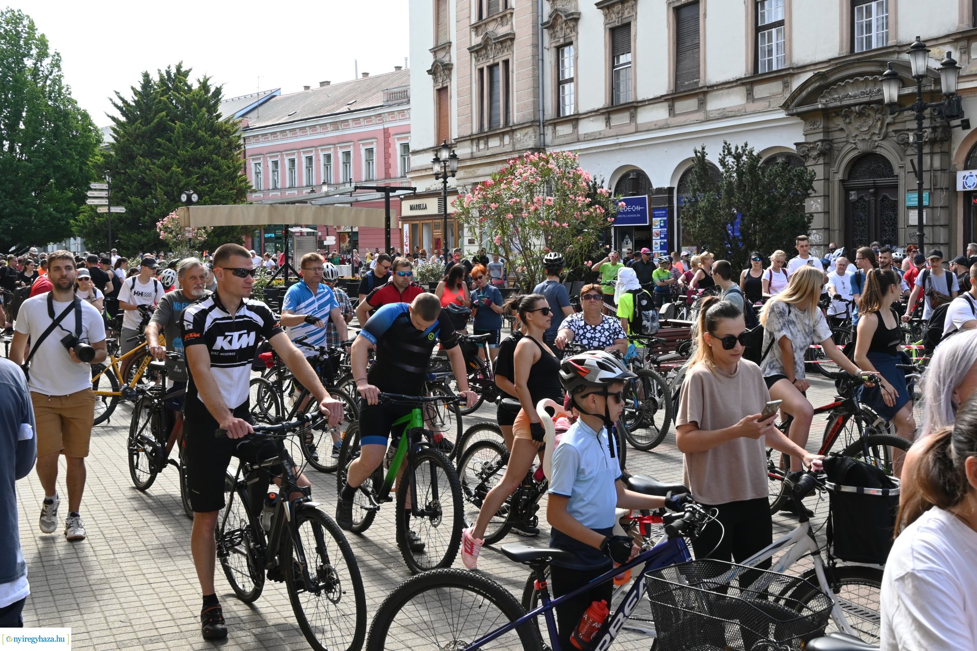 Elstartolt a Bringa Piknik 2024