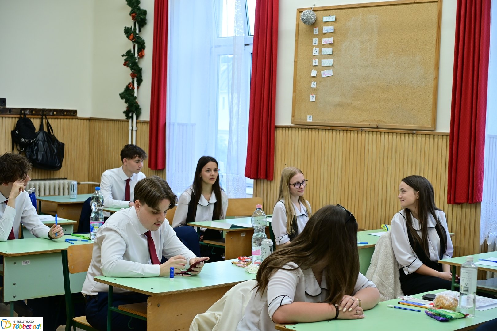 Elstartolt a magyar írásbeli érettségi a Kölcsey gimnáziumban - 2025