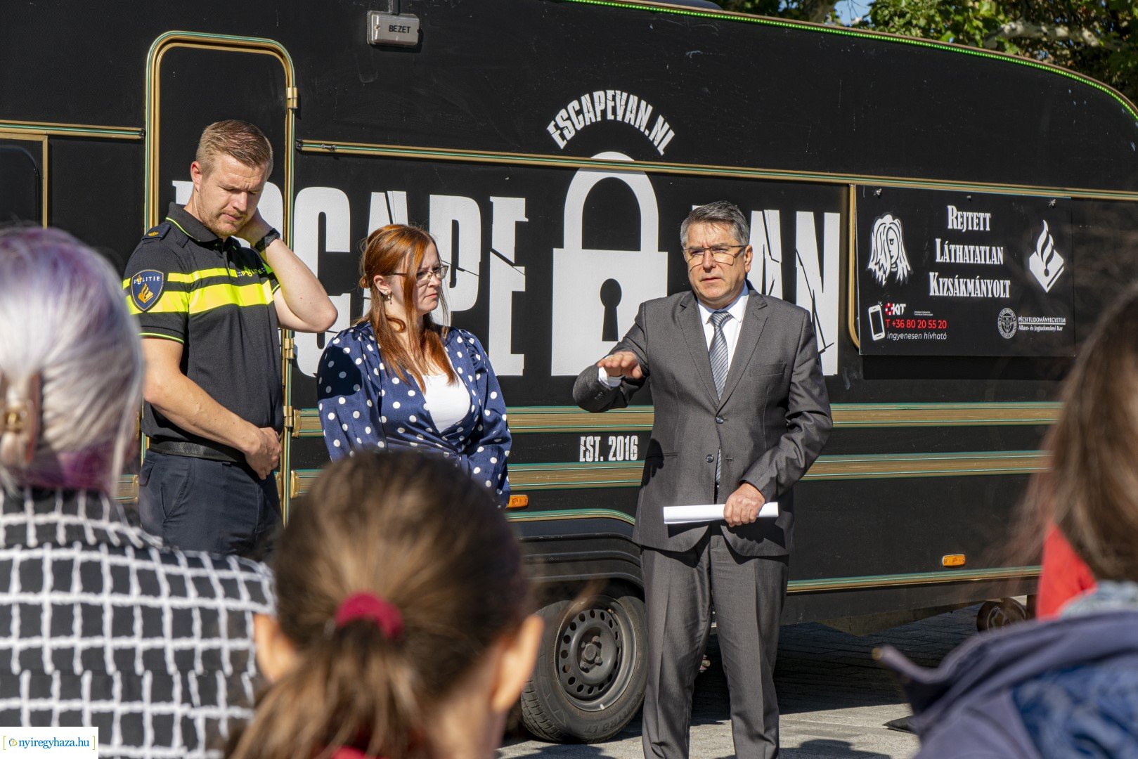 Emberkereskedelem elleni küzdelem interaktív bemutató a Kossuth téren