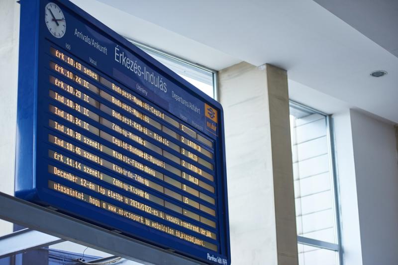 Emeletes vonat Nyíregyházán