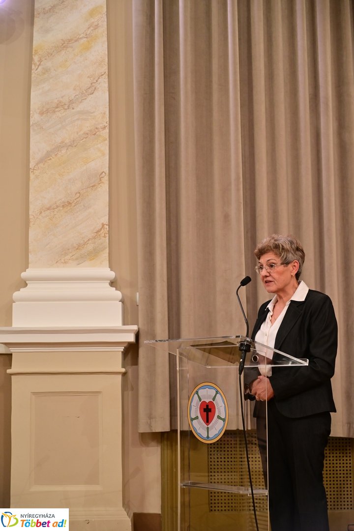 Emlékkonferencia az evangélikus iskolában 2025