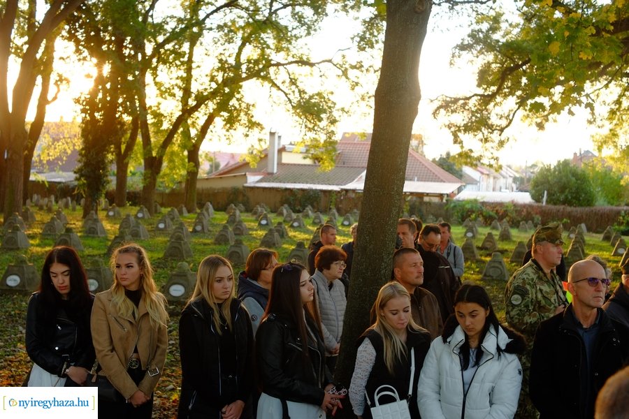 Emlékezés a Hősök temetőjében 2023
