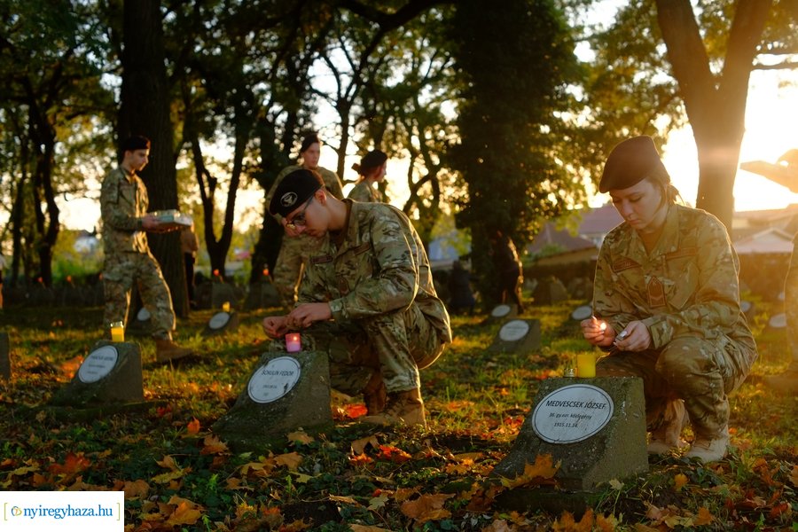 Emlékezés a Hősök temetőjében 2023