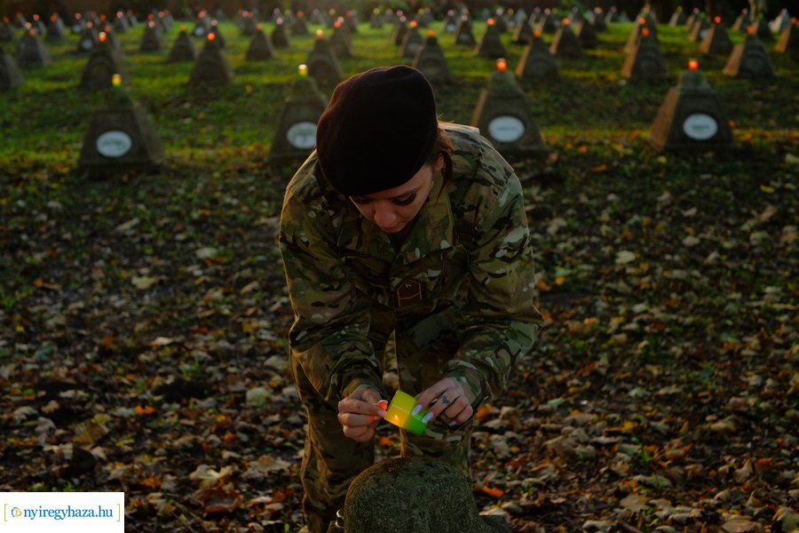 Emlékezés a Hősök temetőjében 2023