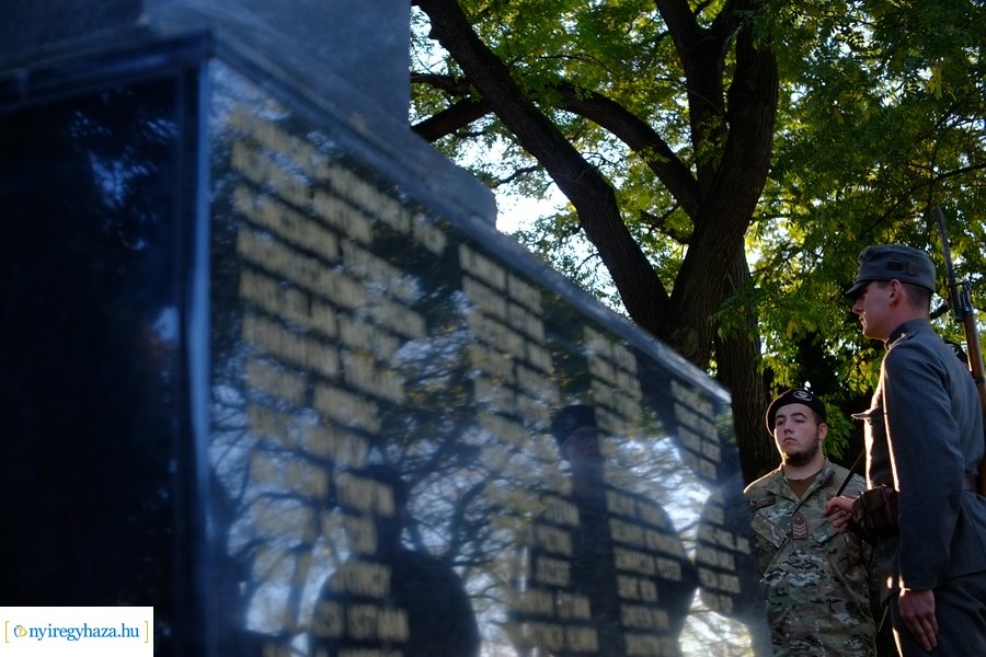 Emlékezés a Hősök temetőjében 2023