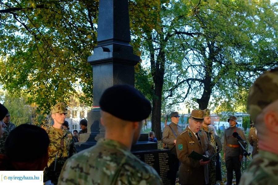 Emlékezés a Hősök temetőjében 2023