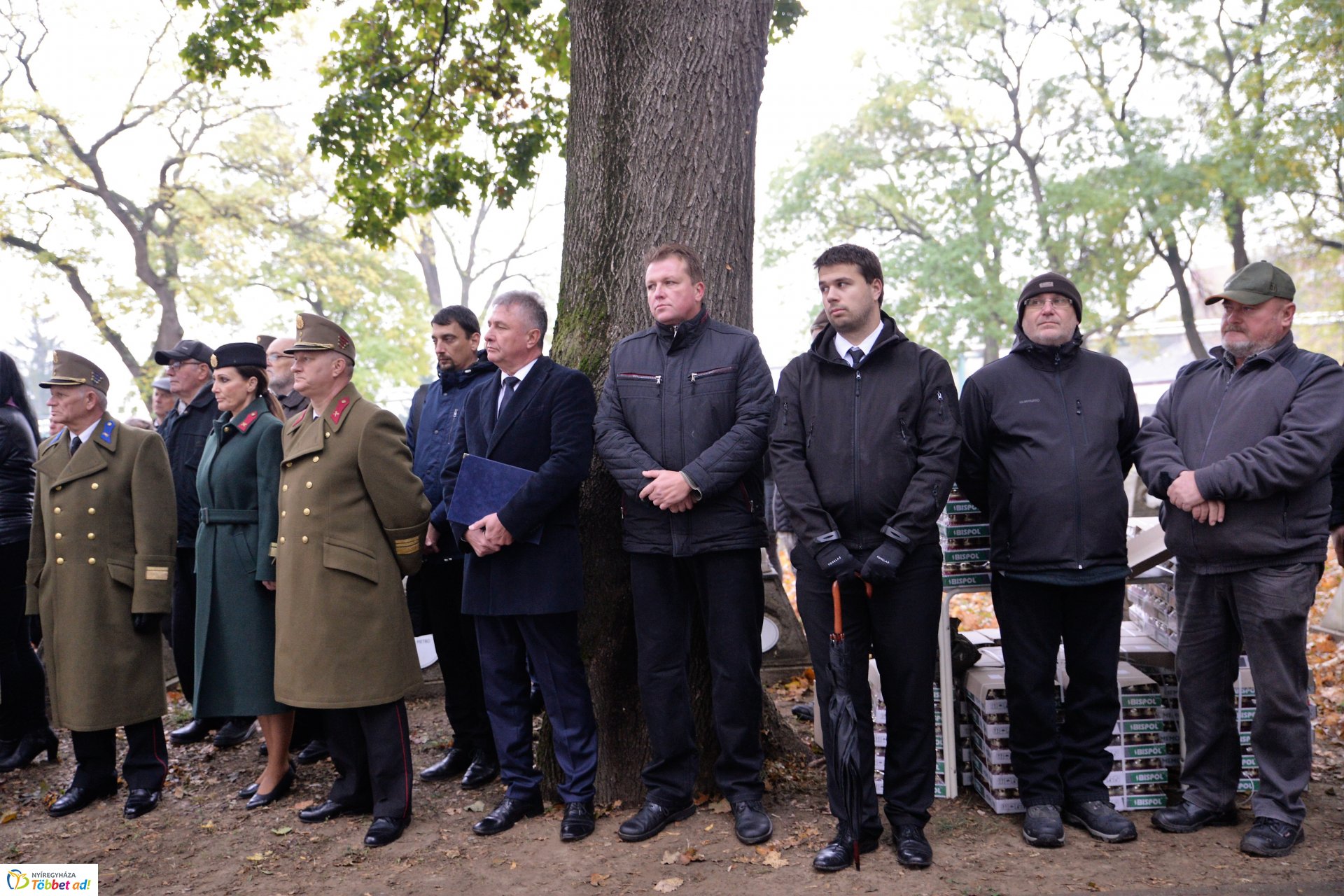 Emlékezés a Hősök temetőjében