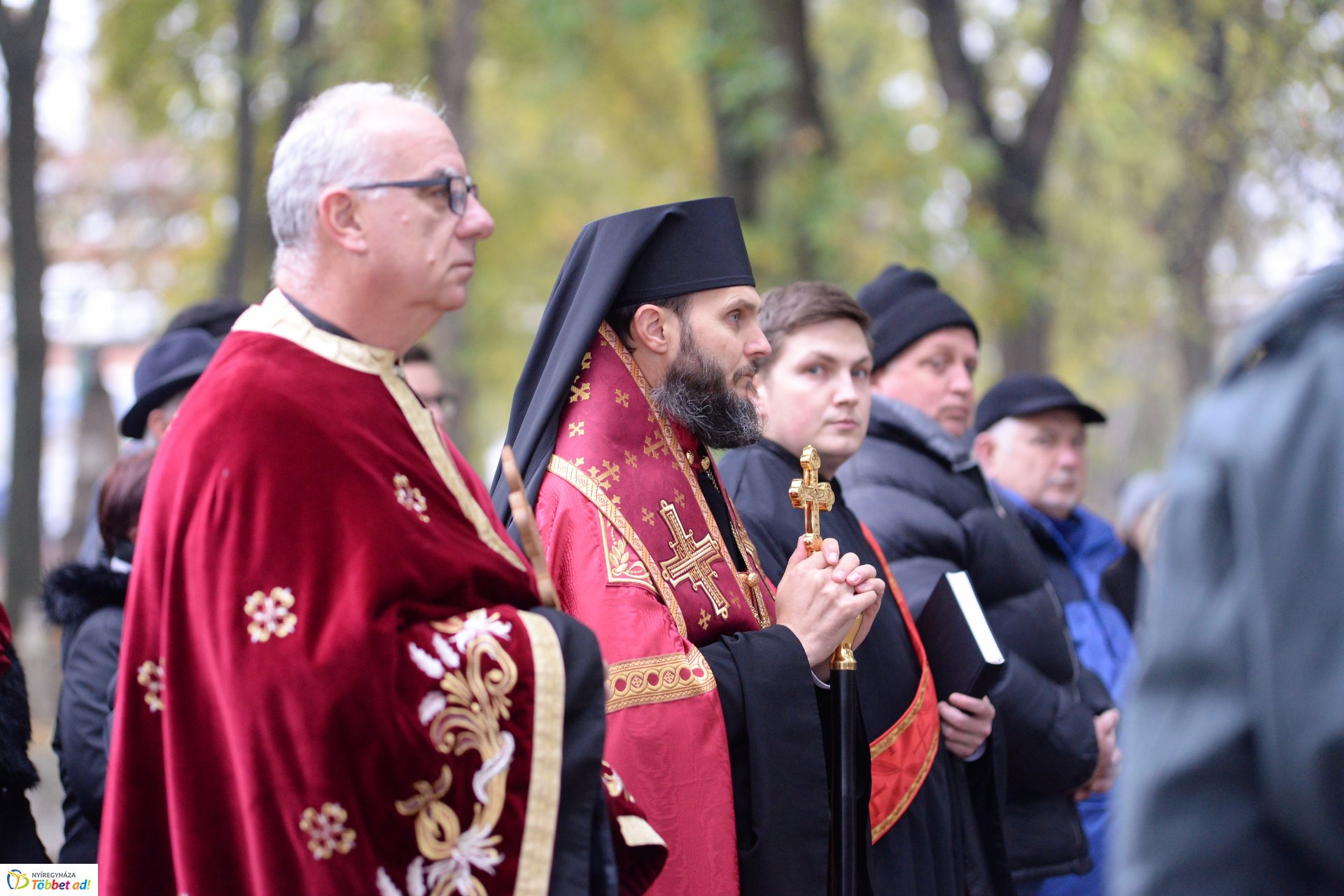 Emlékezés a Hősök temetőjében