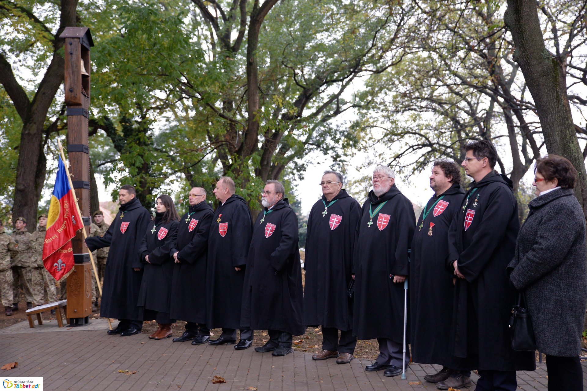 Emlékezés a Hősök temetőjében