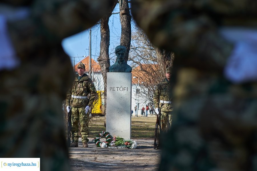 Emlékezés a Petőfi szobornál - 2022