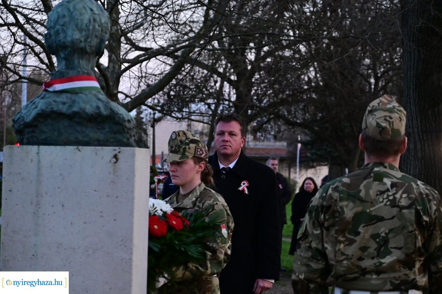 Emlékezés a Petőfi szobornál 2024