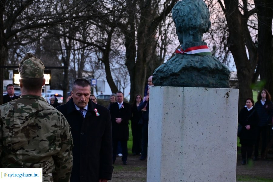 Emlékezés a Petőfi szobornál 2024