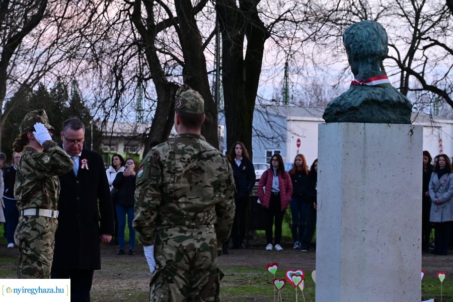 Emlékezés a Petőfi szobornál 2024