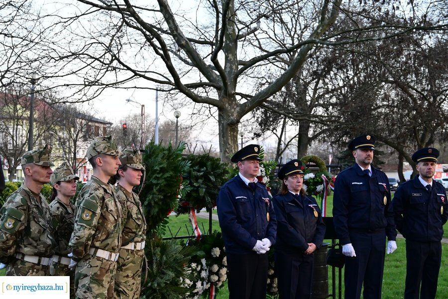 Emlékezés a Petőfi szobornál 2024