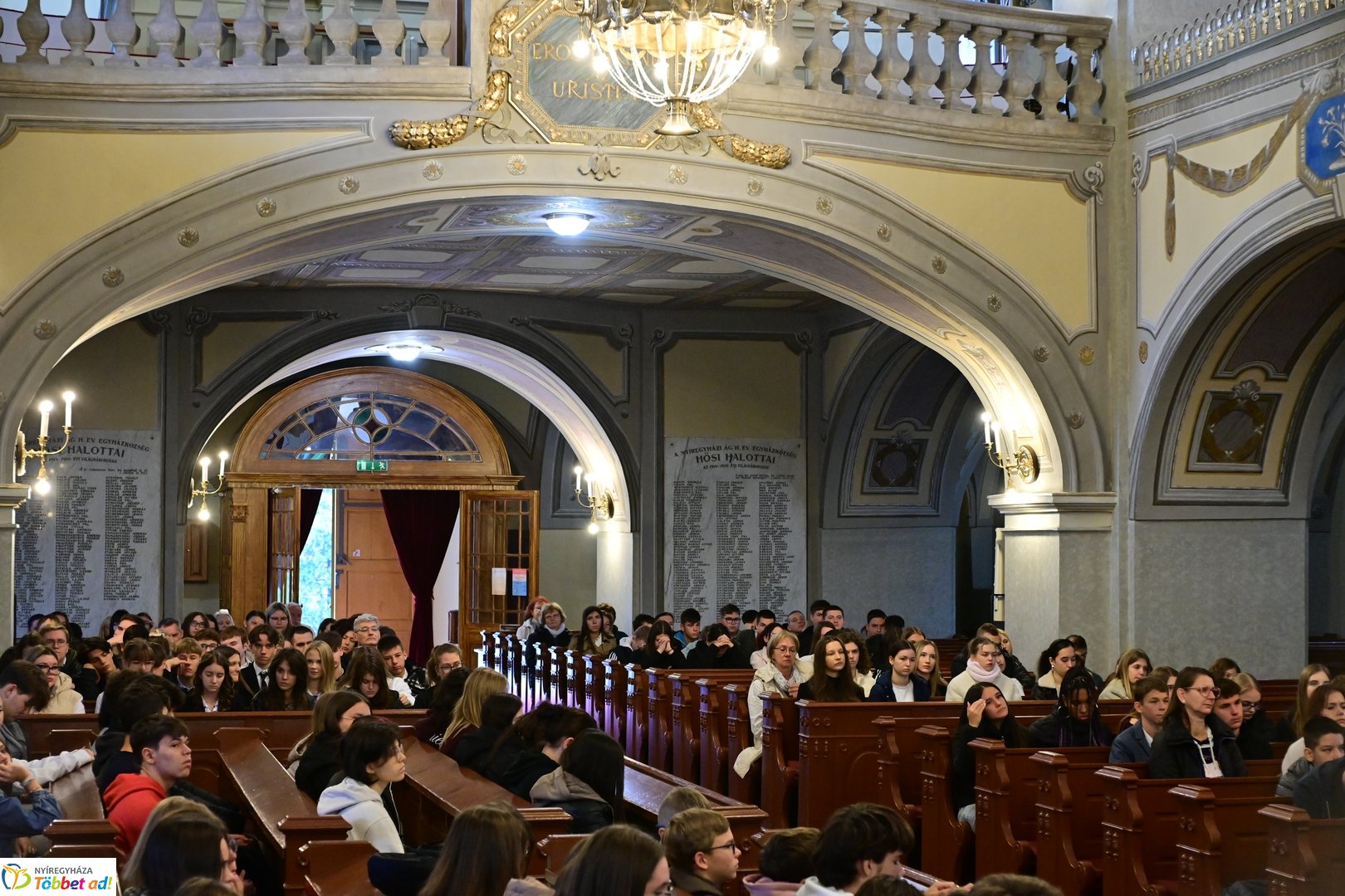 Emlékezés az aradi vértanúkra az evangélikus templomban 2025 