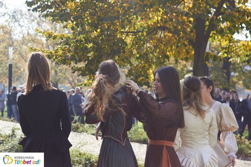 Emlékezés Krúdy Gyula szobránál 2019