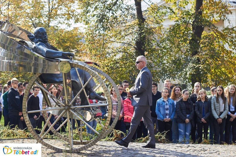 Emlékezés Krúdy Gyula szobránál 2019