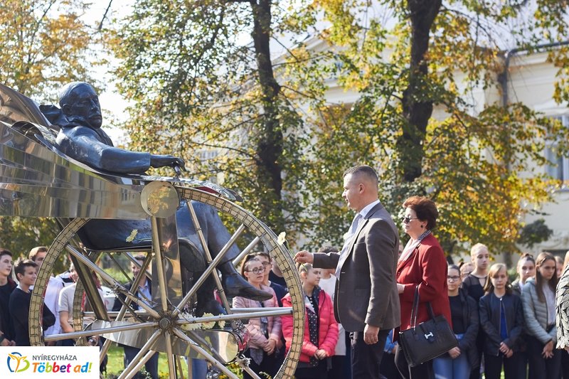 Emlékezés Krúdy Gyula szobránál 2019