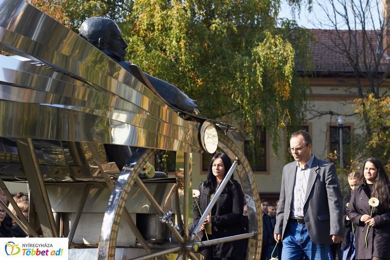 Emlékezés Krúdy Gyula szobránál 2019