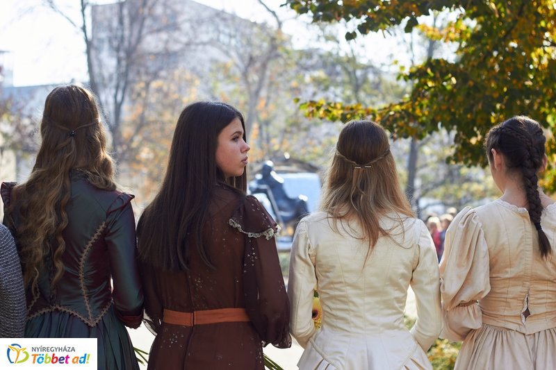 Emlékezés Krúdy Gyula szobránál 2019