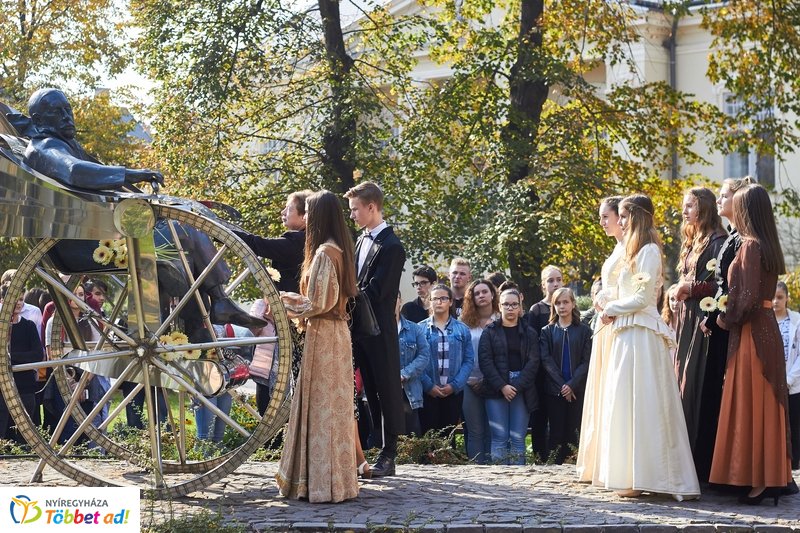 Emlékezés Krúdy Gyula szobránál 2019