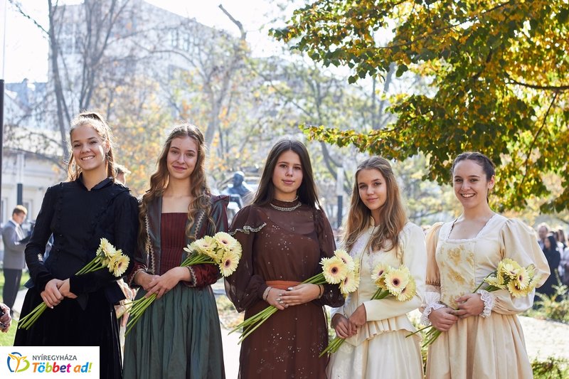 Emlékezés Krúdy Gyula szobránál 2019